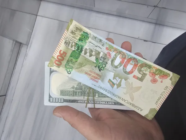 Currency in Gentle Hold
